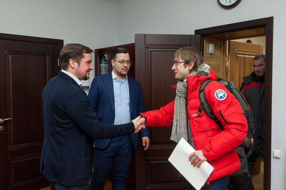 ​Члены уникальной полярной экспедиции «Север без преград» проголосовали в Нарьян-Маре